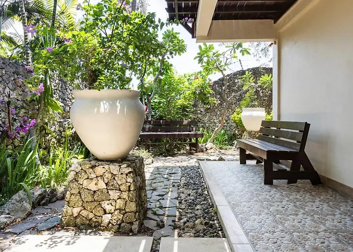Boutique Cantik And Karma Club Villa Uluwatu