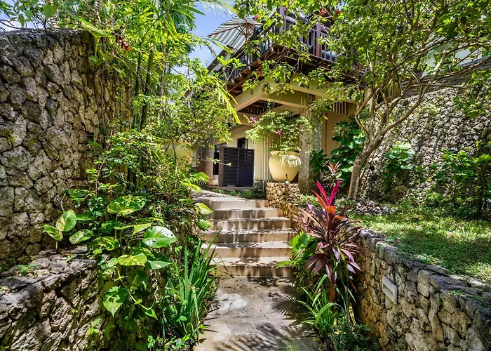 Boutique Cantik And Karma Club * Uluwatu
