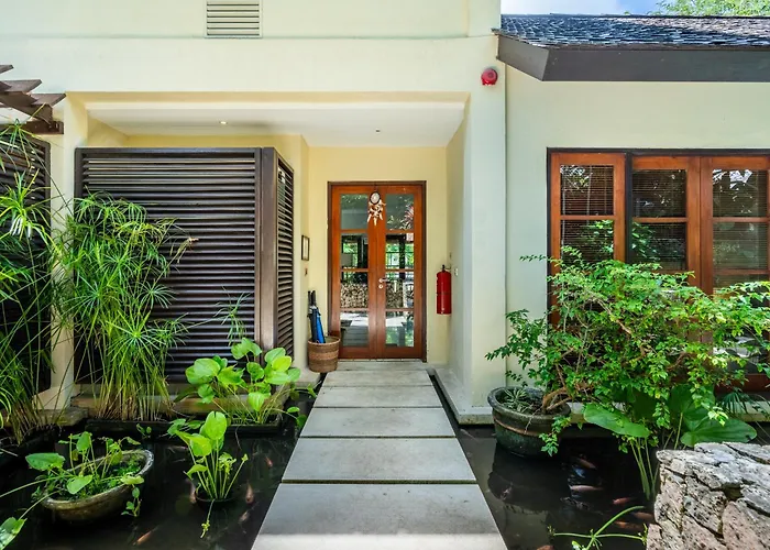 Villa Boutique Cantik And Karma Club