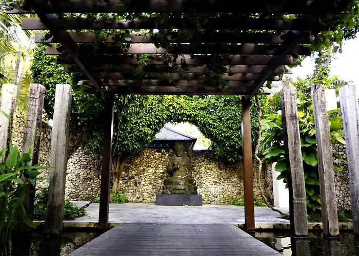 Boutique Cantik And Karma Club Villa *